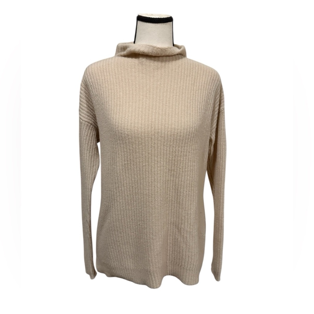 Ann Taylor | Cream wool blend cashmere sweater size small petite